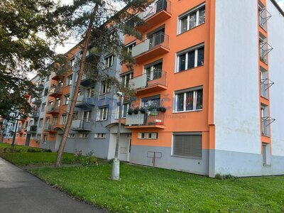Pronájem bytu 3+kk, 64 m2, po rekonstrukci, ul. Plzeňská, České Budějovice