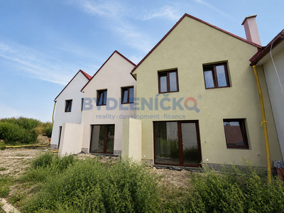 Prodej rodinného řadového domu 5+kk, 116 m2, Olešník, okres České Budějovice