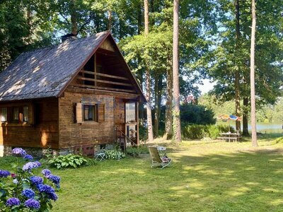 Prodej chaty u rybníka Lhoták, 60 m2, Olešnice, okres České Budějovice