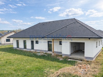 Prodej rozestavěného RD 5+kk, 193 m2, pozemek 996 m2, obec Kamenná, okres České Budějovice